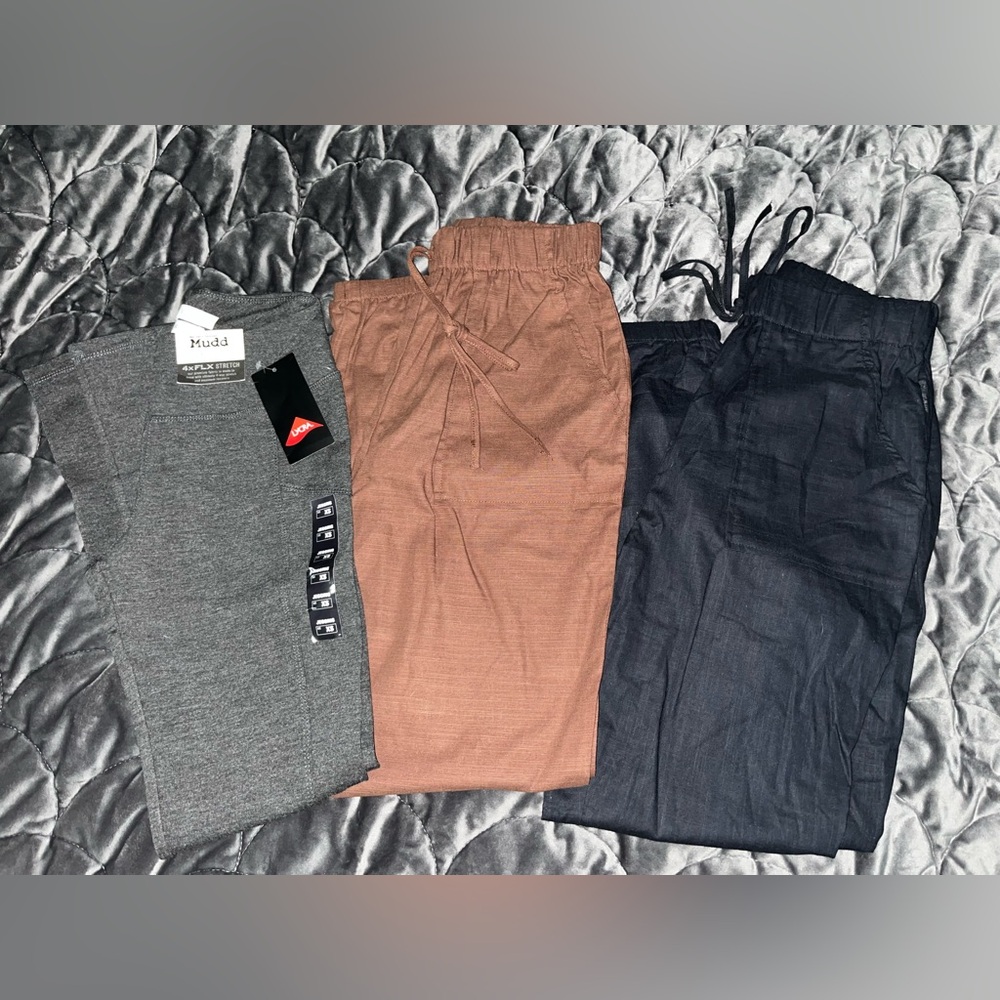 Lot of 3 Women’s Juniors Leggings Jeggings Pants MUDD NWT XS